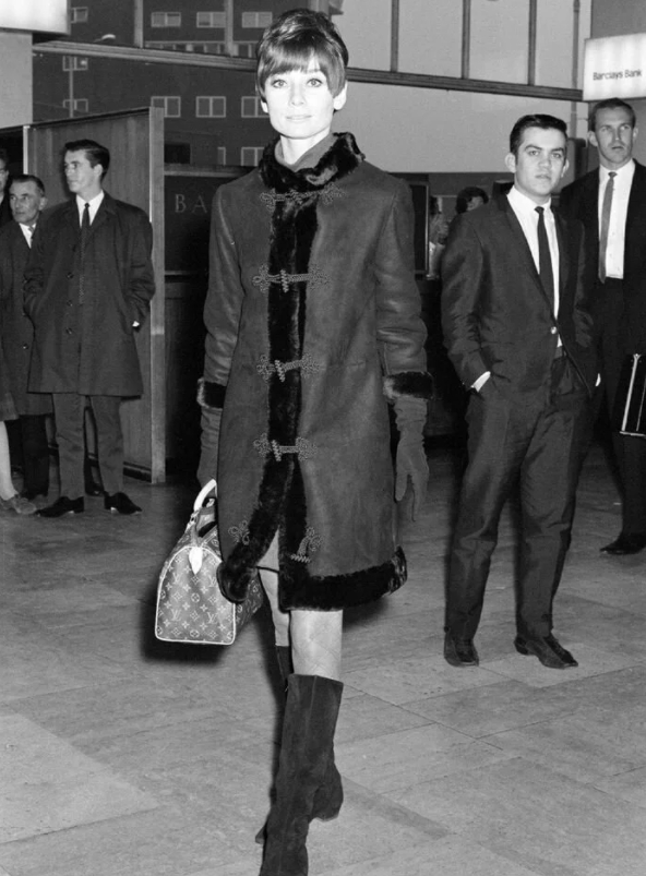Одри Хепберн с сумкой Луи Виттон