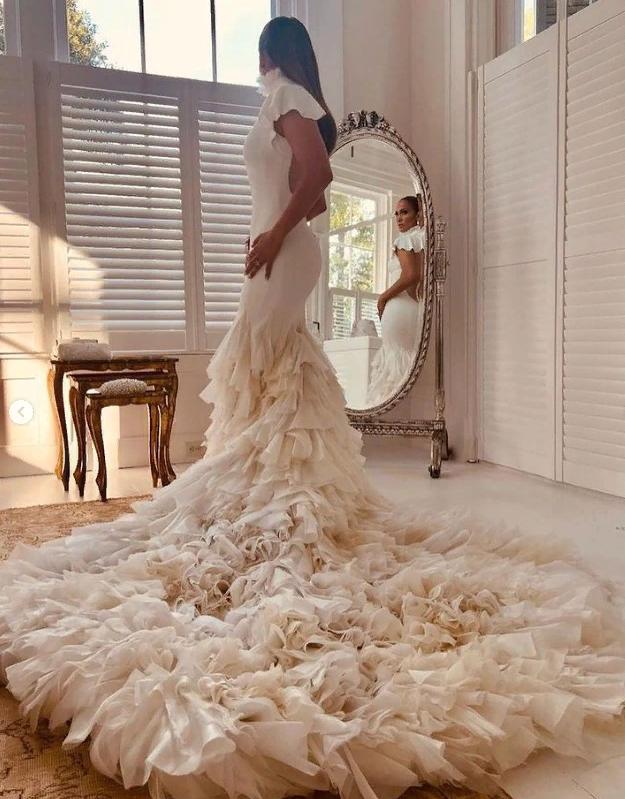 Свадебное платье Дженнифер Лопес