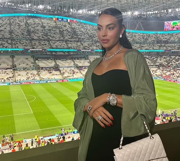 Джорджина Родригес на матче в Катаре Португалия-Швейцария