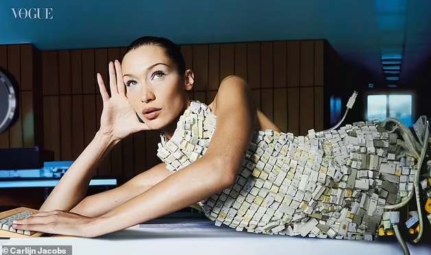 Модель Белла Хадид. Vogue Italia 2023 года. Апрель