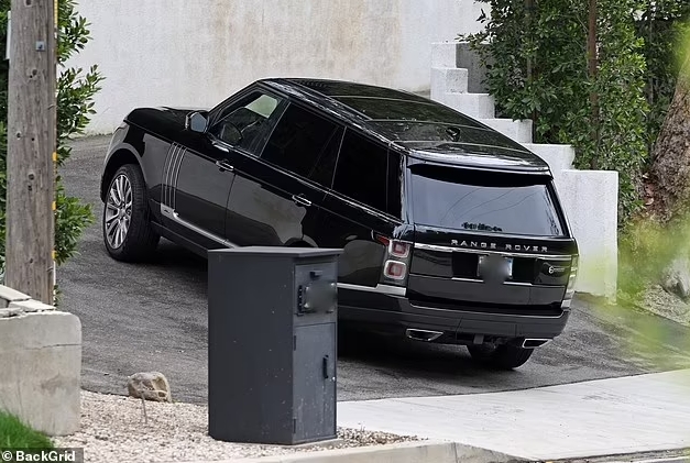 "Range Rover" Кайли Дженнер